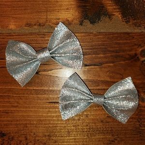 Hair bows